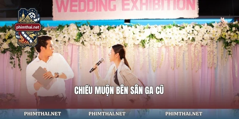 Chiều muộn bên sân ga cũ