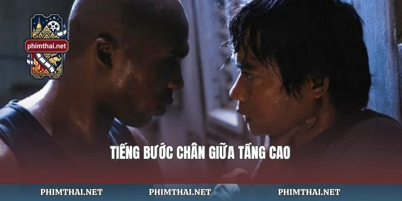Tiếng bước chân giữa tầng cao